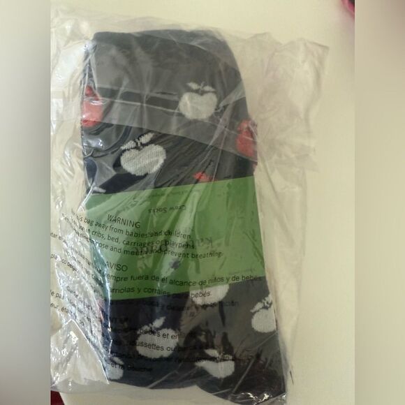 Kate Spade Crew Socks 3 Pair Black-Multi NWT - Picture 4 of 5